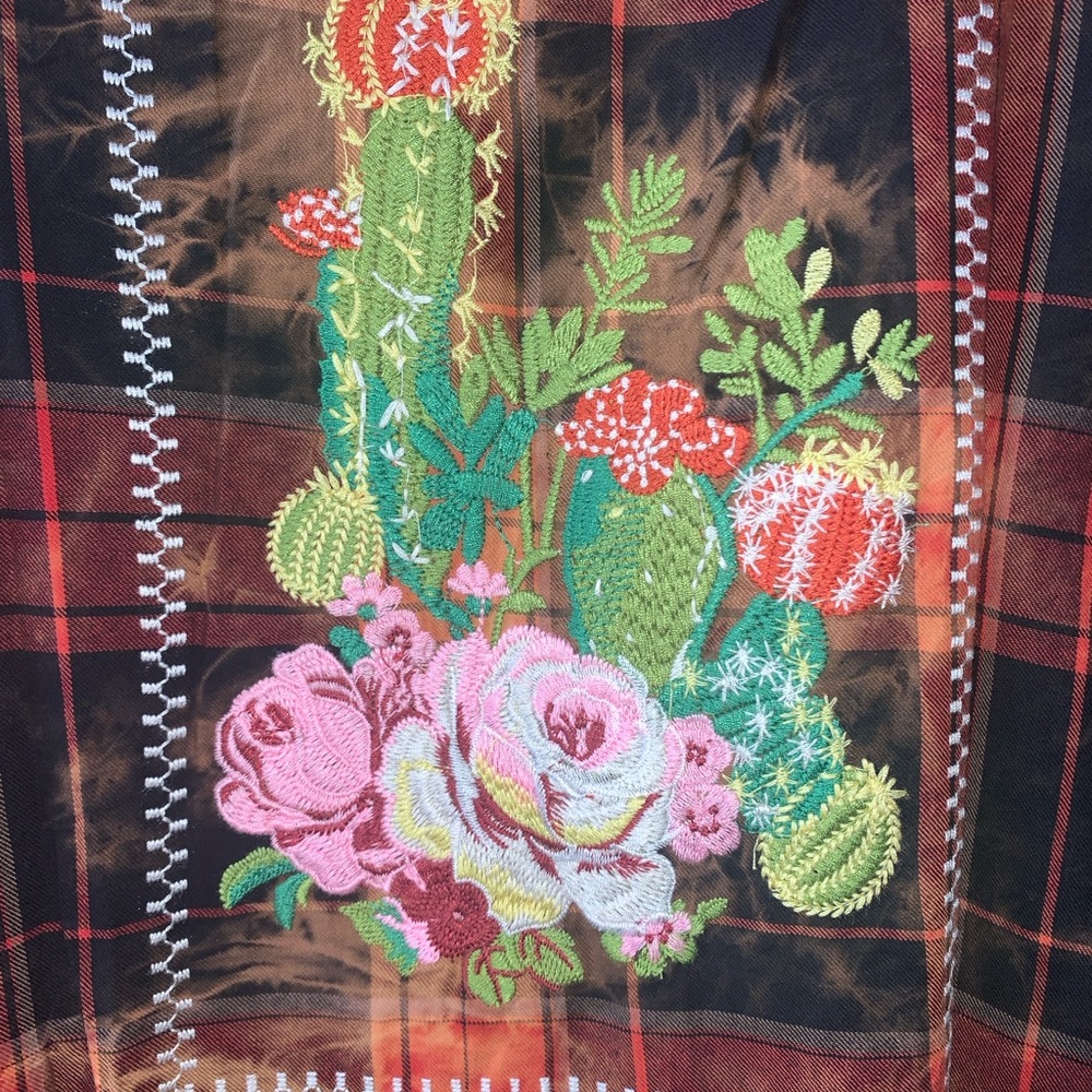 Savanna Jane Plaid Vest - Picture 4 of 6